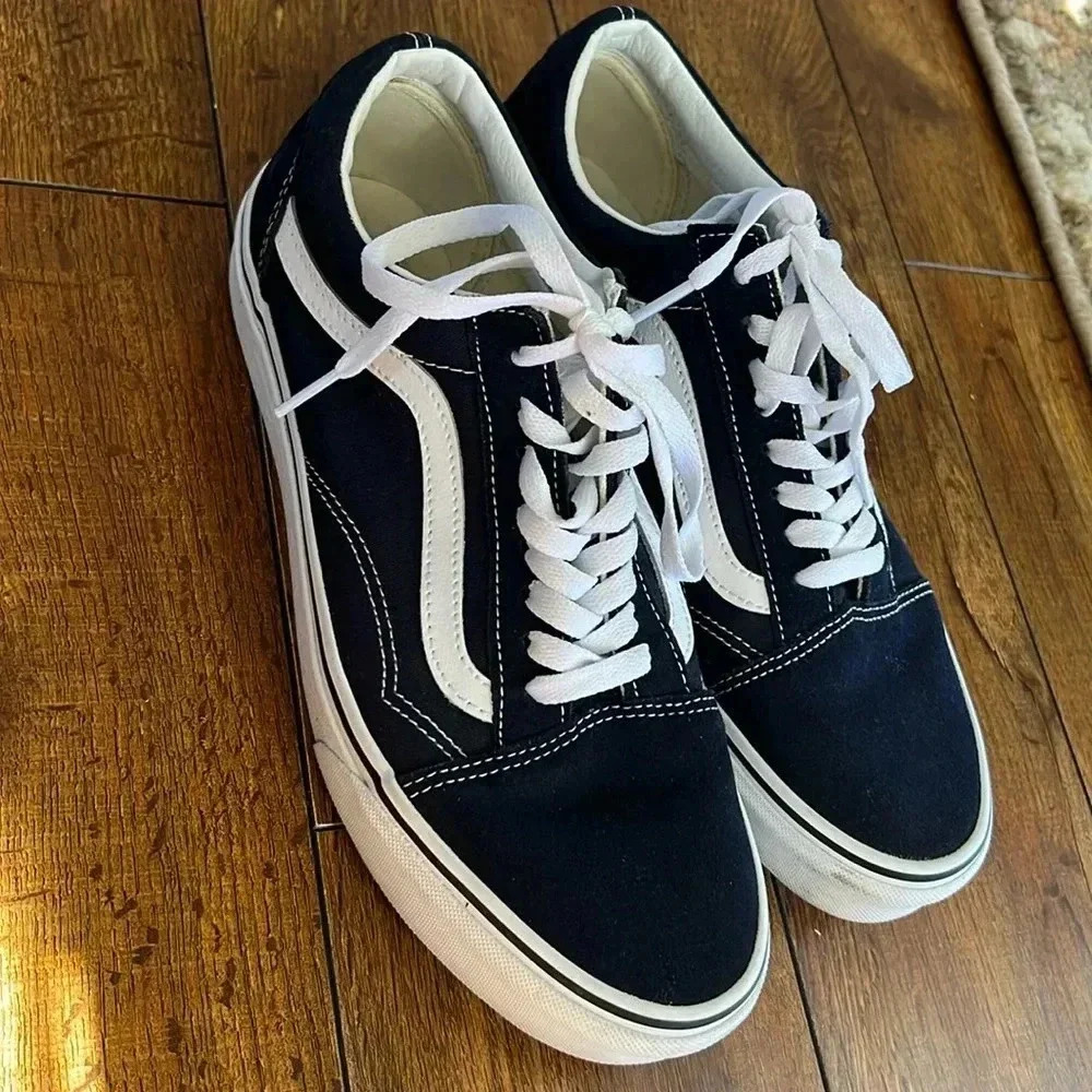 Men Vans - Picture 2 of 5